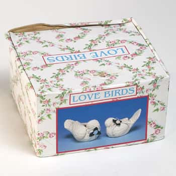 White Dove Love Birds Figurine Color Box