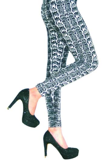 Women's Fashion Leggings - Black & White Print