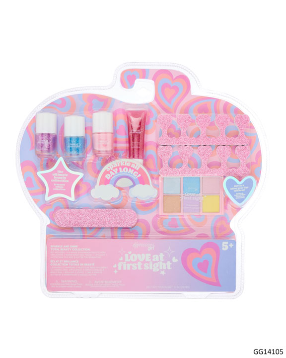 Love at First Sight Make-Up Clamshell Set