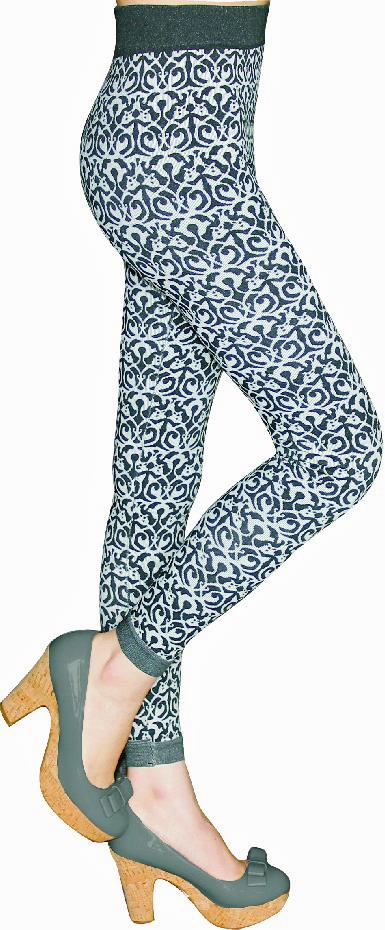 Women's Hacci Knit Fashion LEGGINGS w/ Brushed Lining - Black & White Ornate Print