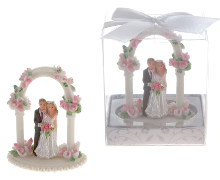 WEDDING Couple Under Arch Poly Resin w/ Gift Box